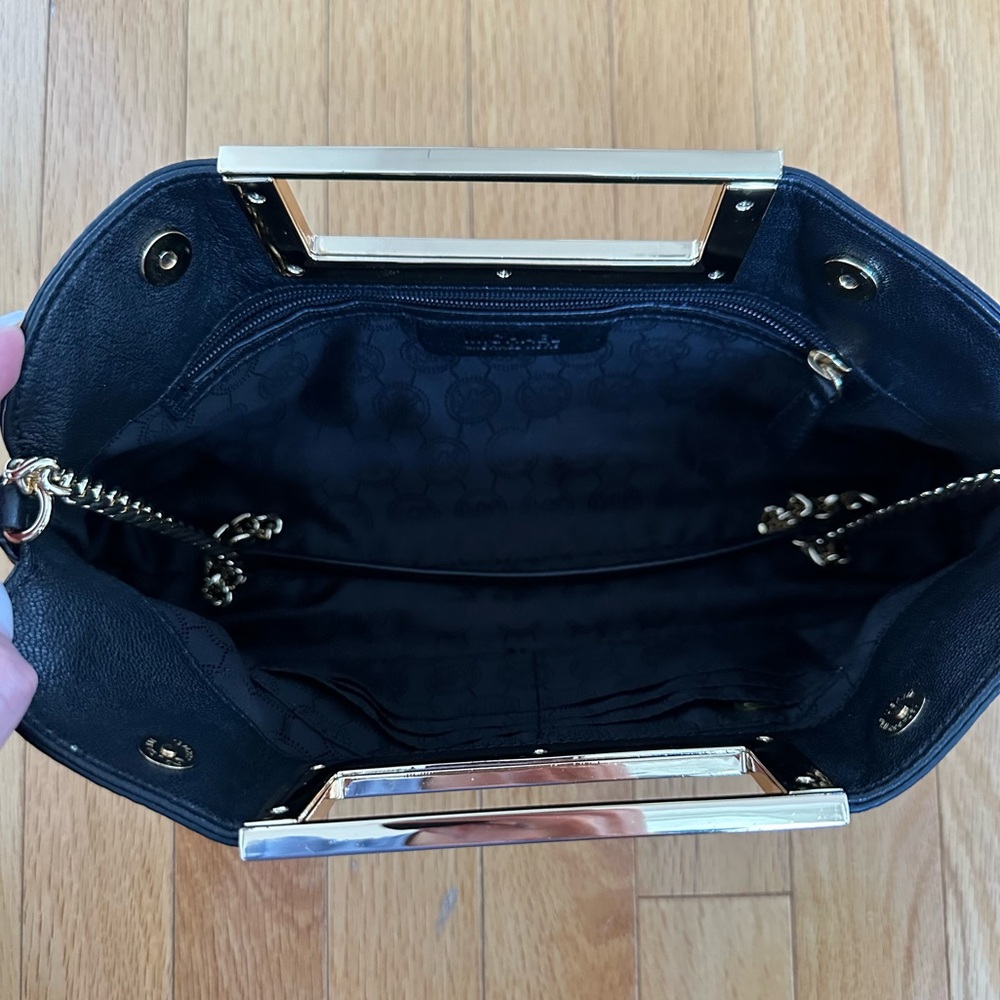 Michael Kors Black Leather Bag Clutch with gold chain straps - Picture 4 of 9
